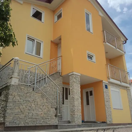 Gubo Apartmán